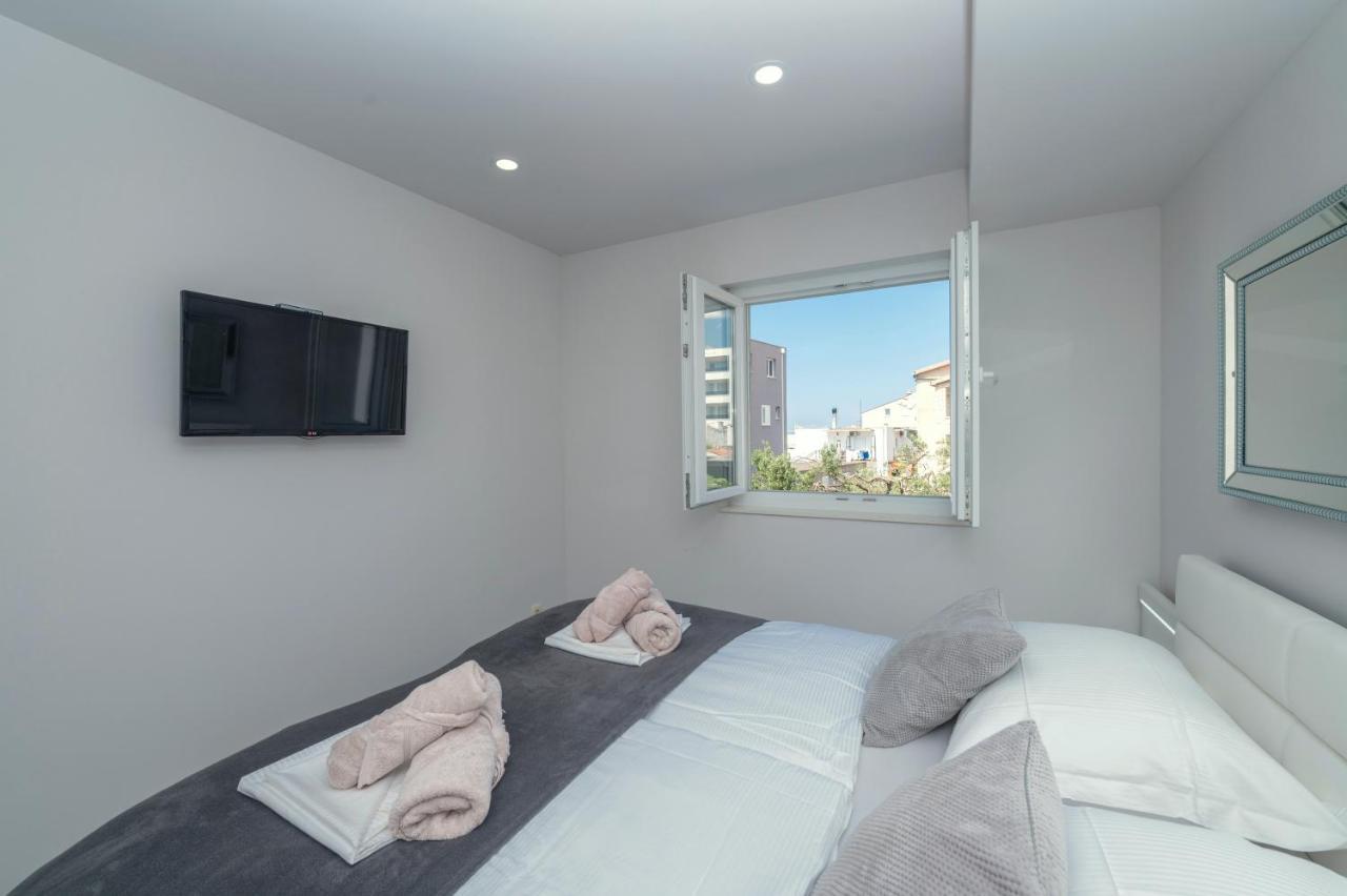 Luxury Apartment Purple Summer Sea View Makarska Ngoại thất bức ảnh