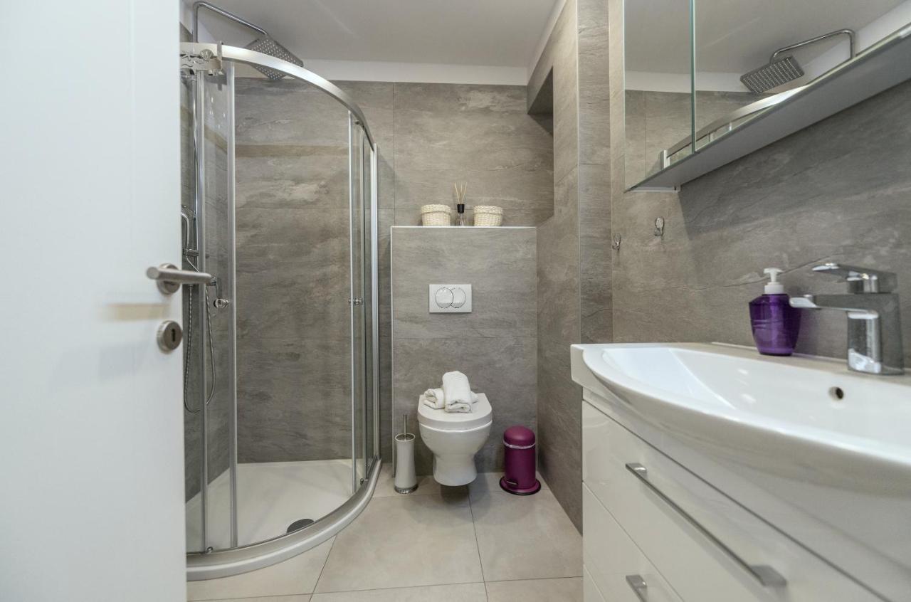 Luxury Apartment Purple Summer Sea View Makarska Ngoại thất bức ảnh